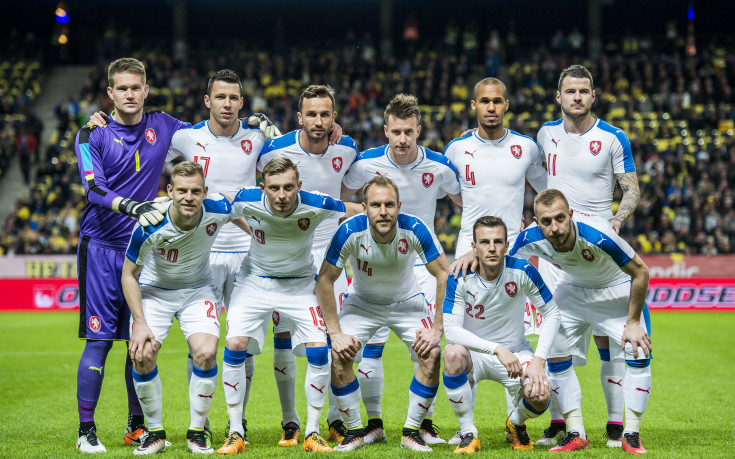 Чехия сбъдна мечтата на Росицки - в състава е за Евро 2016