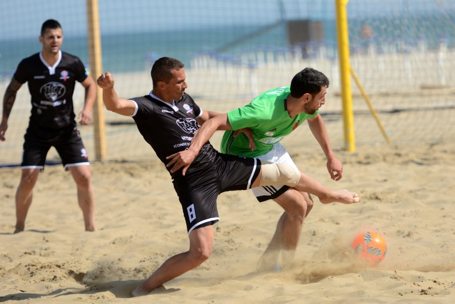 Одесос стартира със загуба в Шампионската лига по плажен футбол1