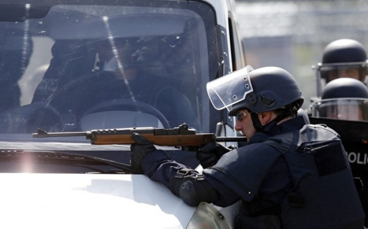 Франция отряза 3000 чужденци за Евро 2016