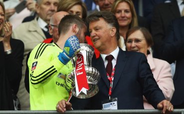 Де Хеа жегна уволнения Ван Гаал