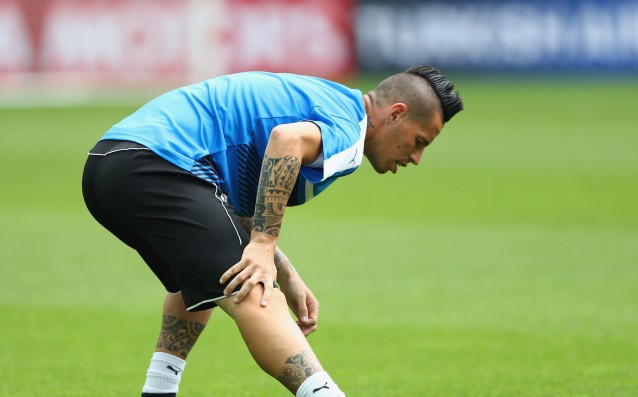 Лекарите на Наполи разрешиха на полузащитника Марек Хамшик да поднови