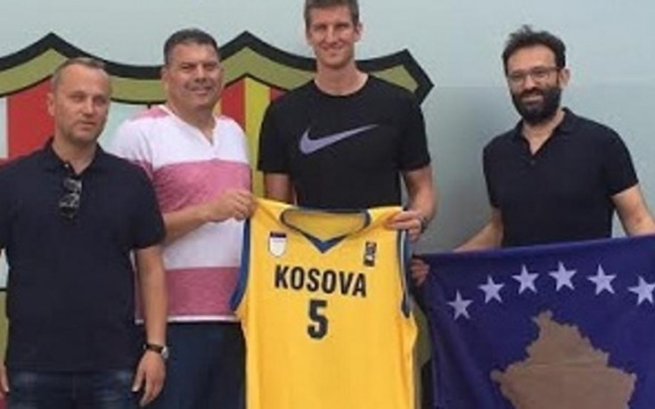 Звезда на Барселона каза 