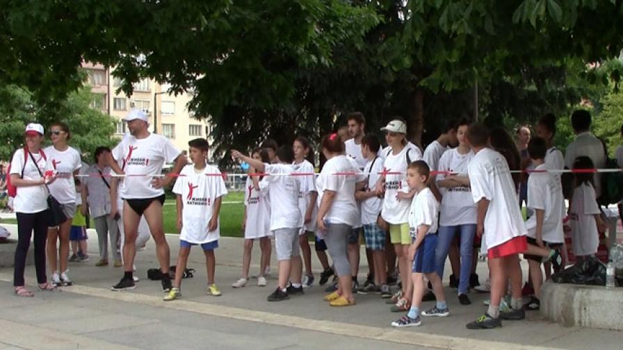 Хиляди дойдоха днес на „Живей активно“ в София (видео)