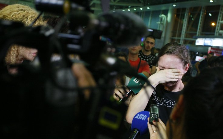 Камберова през сълзи: Забранявам да се говори срещу нас!