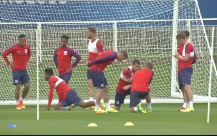 Няма проблеми между Варди и Рууни