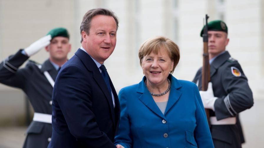Меркел: Великобритания да напуска, когато иска