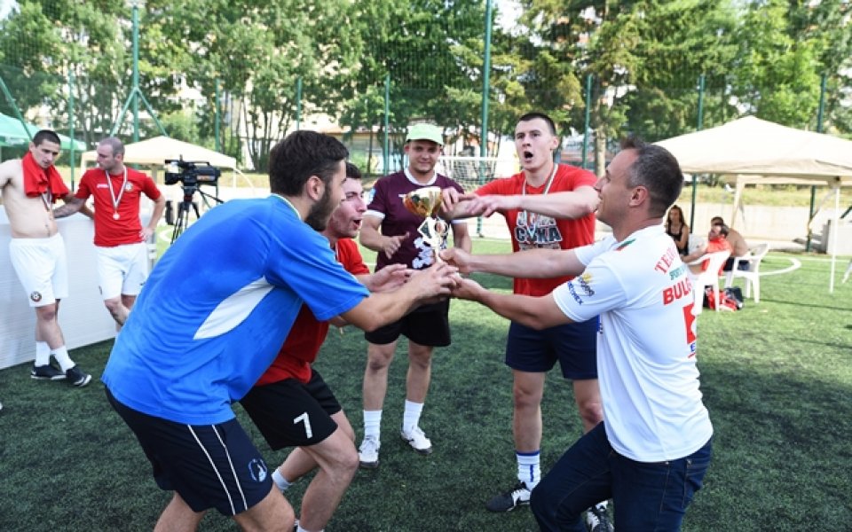 Студенти спечелиха шампионата на България по стрийт футбол