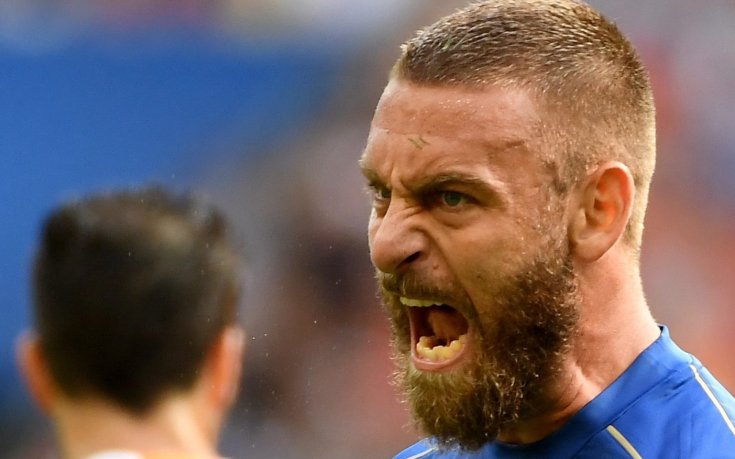 Италия загуби Де Роси за старта на световните квалификации