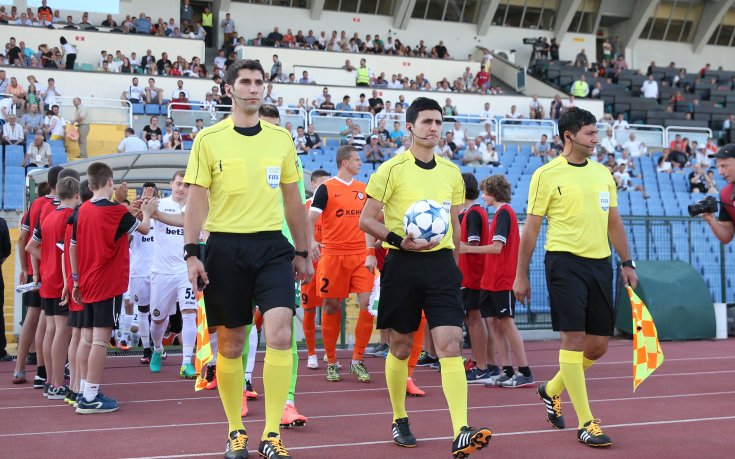 За първи път: Рефери от Азербайджан и дват на подготовка в Банско