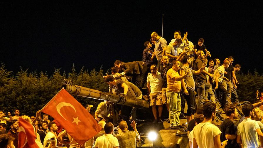 Над 260 жертви и една победа в Турция