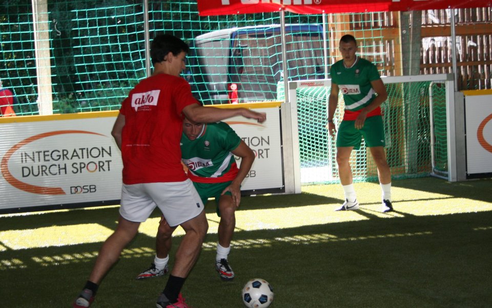 България на четъвъртфинал на Европейското по стрийт футбол