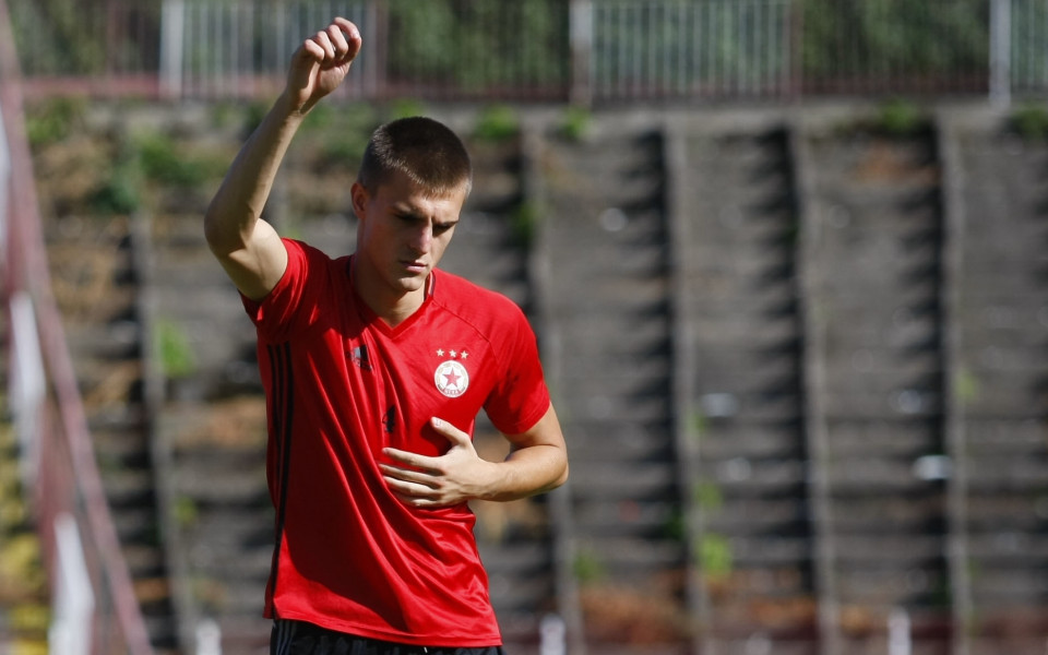 ЦСКА се раздели с двама играчи през лятото с очакването,