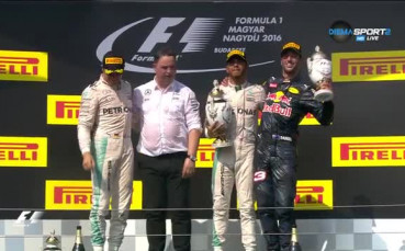 Награждаване на победителите след Гран при на Унгария