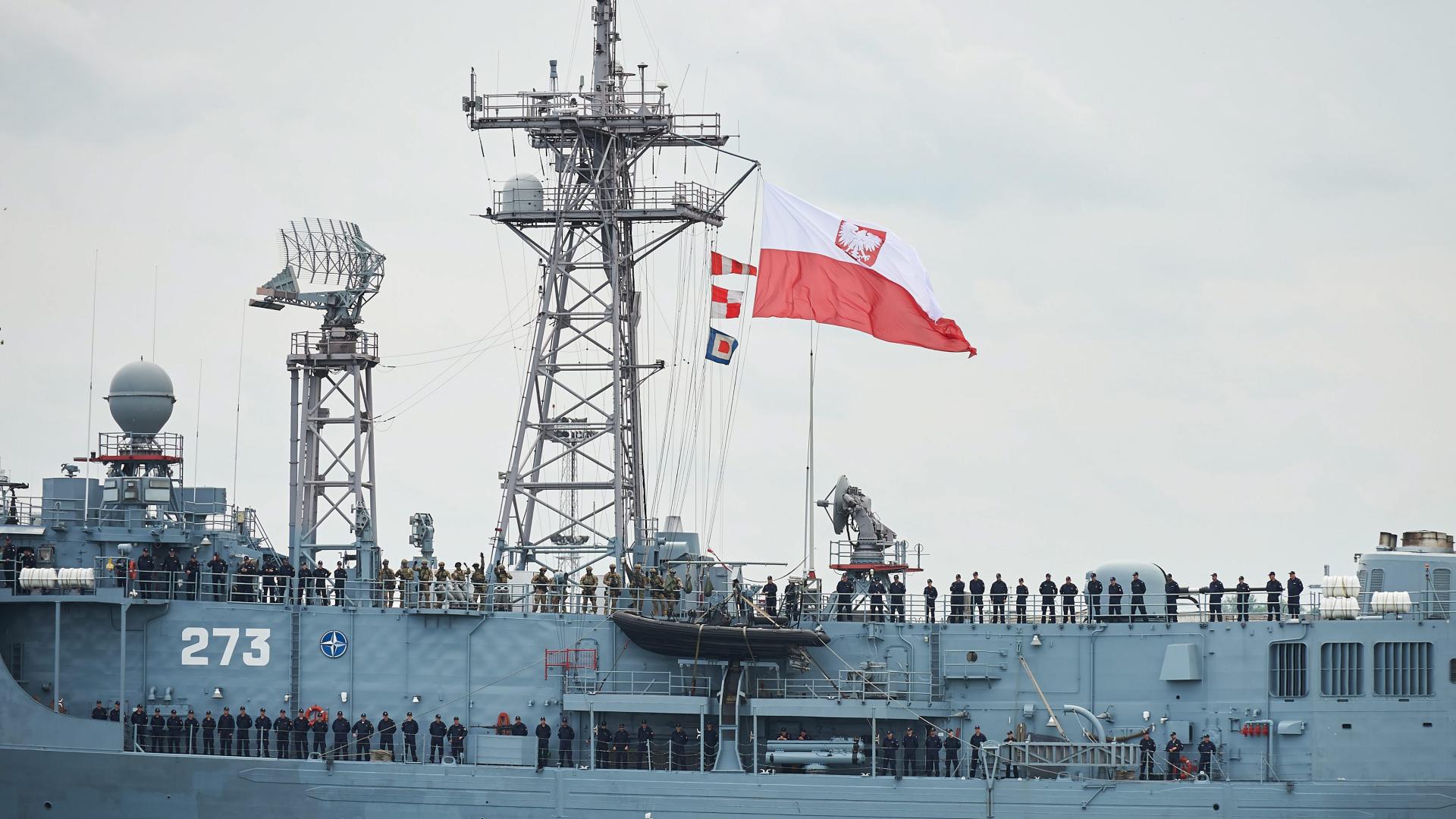 Кораб от така наречения сенчест флот на Русия обект на