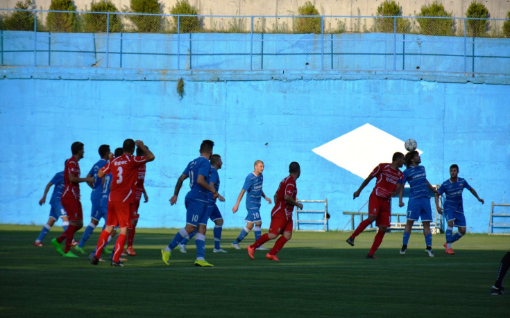 50 билета за мача на Бербатов получи Беласица Петрич