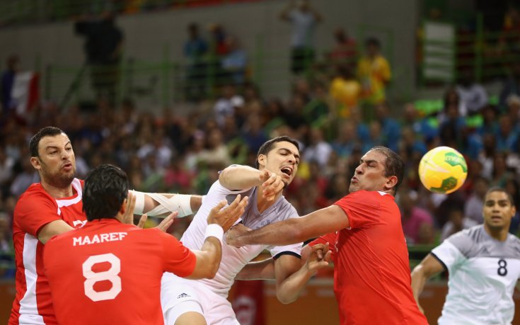 Франция и Словения тръгнаха с победи в хандбалния турнир