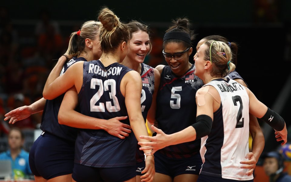 САЩ и Сърбия с втори победи в турнира по волейбол за жени