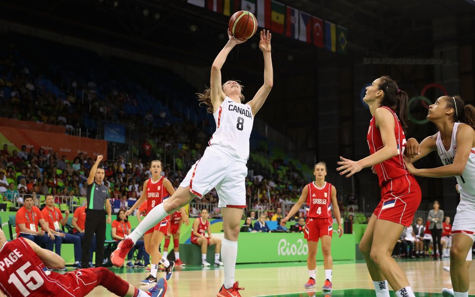Канада с рядко виждан обрат срещу Сърбия при баскетболистките
