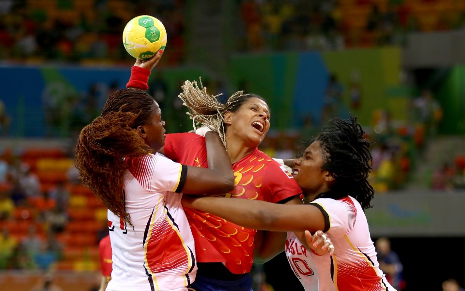 Испания зае третото място в група А на хандбалния турнир при жените