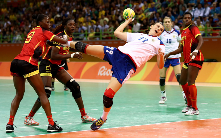 Русия е последният полуфиналист в турнира по хандбал за жени