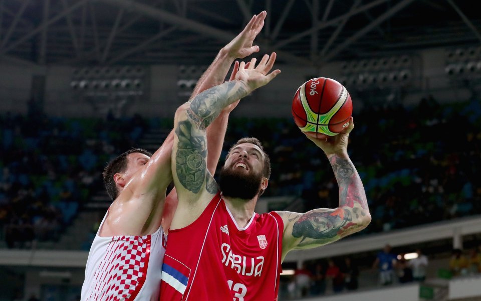 Сърбия пречупи Хърватия за полуфинал в баскетбола