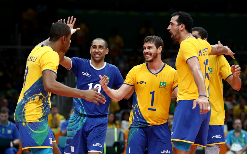 Бразилия е на финал във волейбола, ще се бори с Италия
