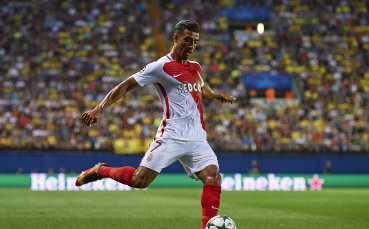 Монако с икономична, но важна победа като гост