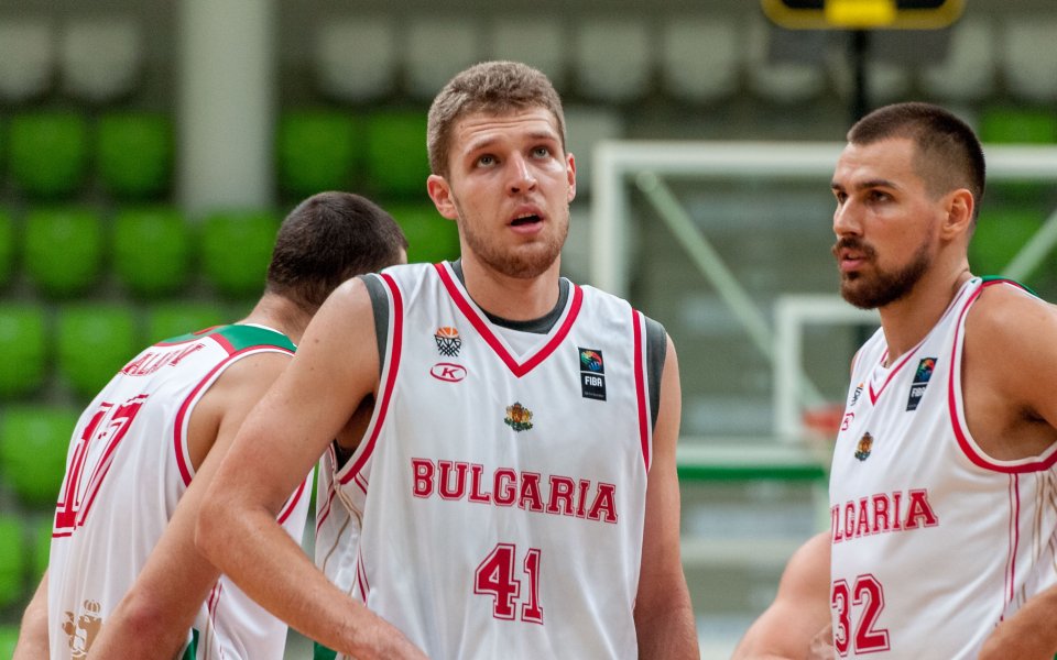 Баскетболистите приключиха контролите с поражение в Сърбия