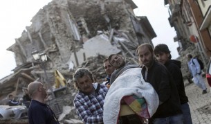 Поне 120 са загиналите след труса в Италия