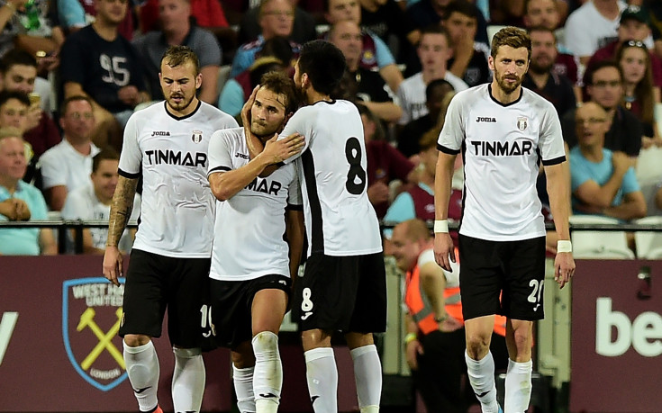 Астра избави 