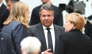 Берлин: Ердоган се нуждае от враг