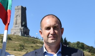 Западен дипломат: Радев е 100% про-НАТО