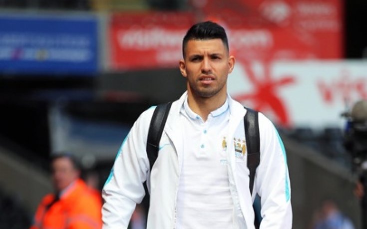 Ман Сити ще се бори за Агуеро до край