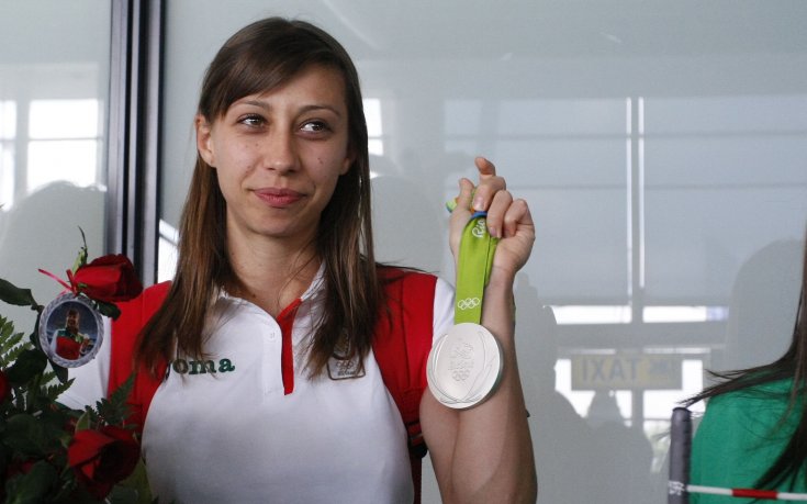 Сребърната Мирела в изповед за себе си, рекорда на Стефка и още