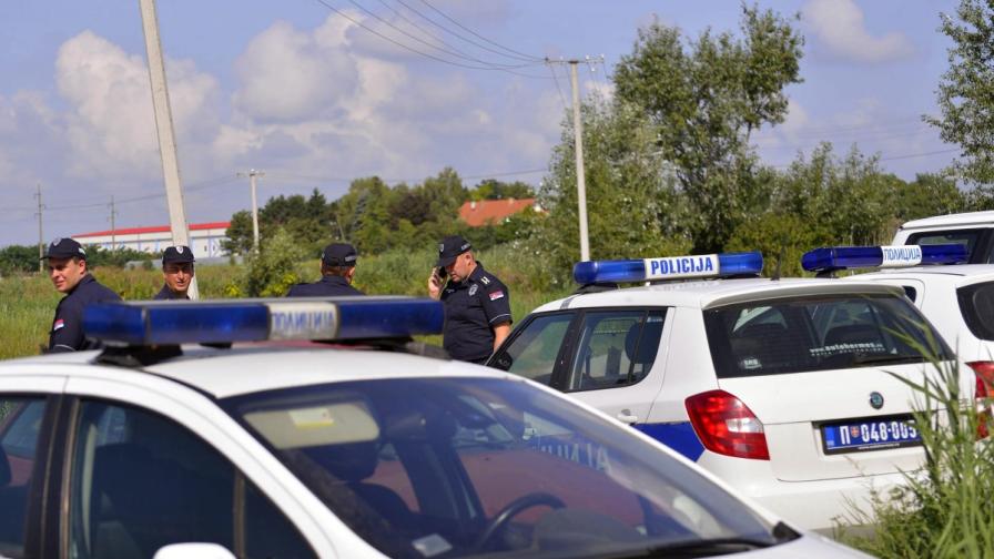 Унгарски полицаи ще пазят границата ни с термокамери