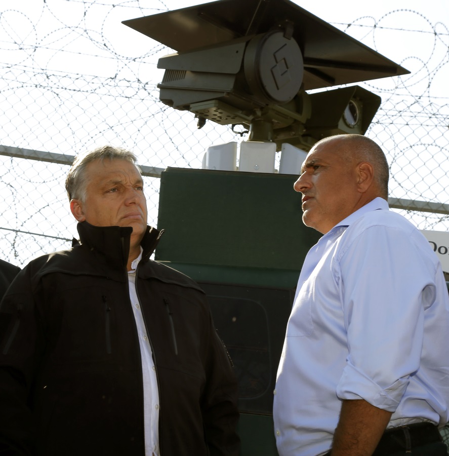 Българският премиер показа на унгарския си колега как се охранява българо-турската граница