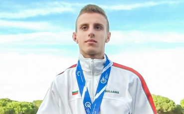Българският параолимпиец Християн Стоянов е новият световен шампион за хора