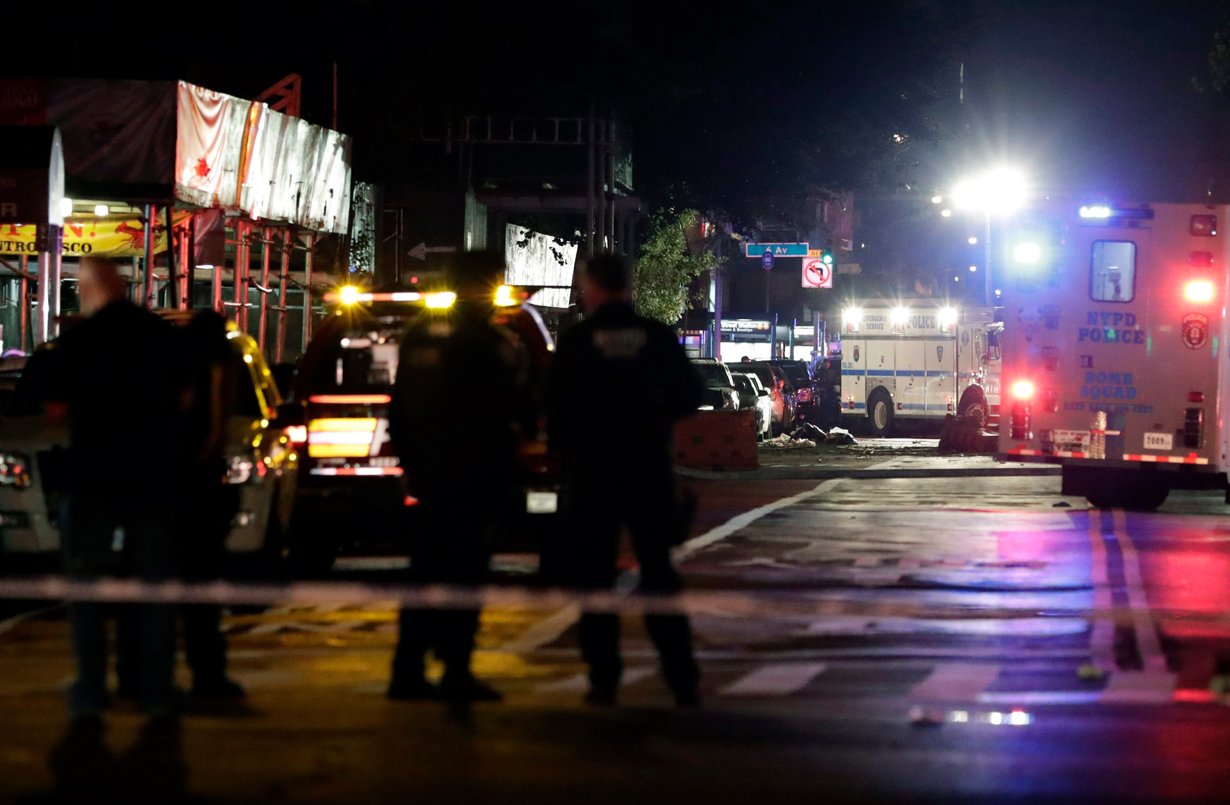 Взрив в Ню Йорк рани 29 души, но кметът Бил де Блазио е категоричен, че няма данни експлозията да е свързана с тероризъм