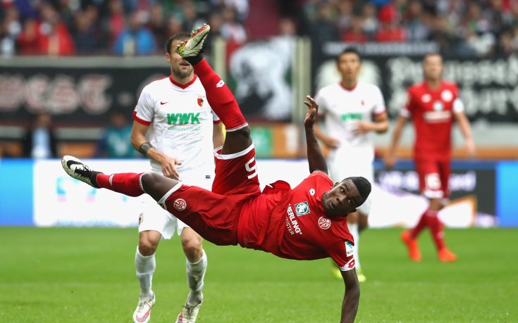 Майнц удари Аугсбург в неговия дом