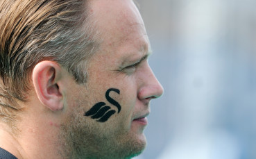 Няма начин! 39-годишен таран с магичен хеттрик за 3 минути