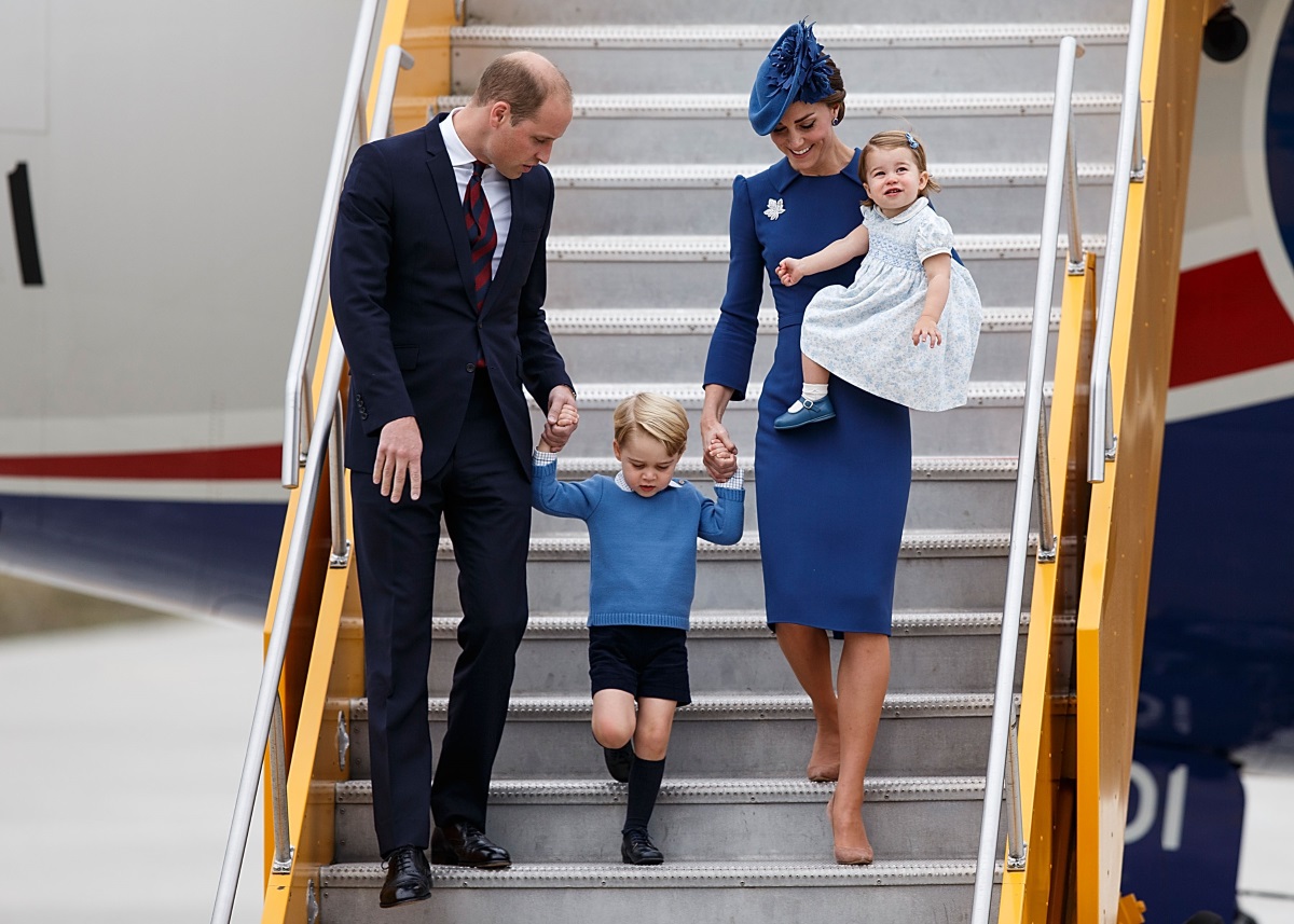 Британският принц Уилям и съпругата му Кейт Мидълтън пристигнаха на второ официално посещение в Канада и бяха посрещнати от премиера Джъстин Трюдо на военно летище в западната провинция Британска Колумбия, предаде Ройтерс. Дукът и дукесата на Кеймбридж са придружавани от двете си деца, 3-годишният Джордж и 1-годишната Шарлот. Посещението им ще продължи една седмица. Това е първият случай, при който двойката води децата си на официално посещение в Канада.