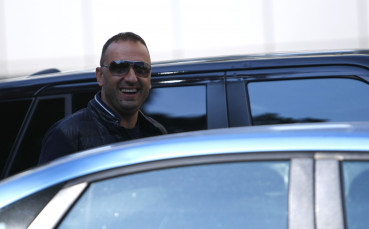 Буреносните облаци над главата на Петев се разсеяха