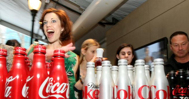 Кока Кола планира да произведе алкохолна напитка за първи път в