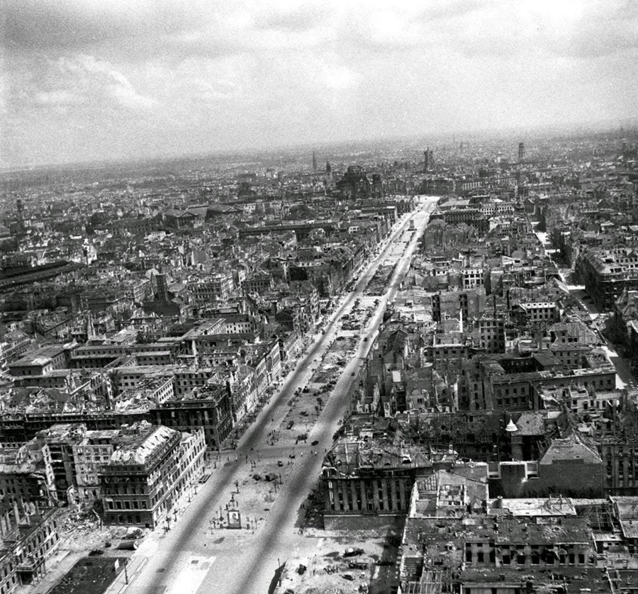Берлин, 1945 г.