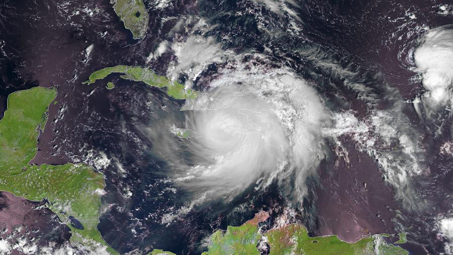 Защо ураганът Матю изненада метеоролозите