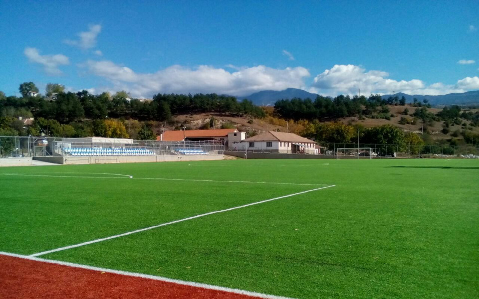 Новият стадион в Струмяни приема детски турнир през февруари
