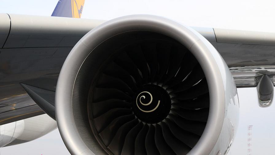 Airbus ще тества водороден двигател за самолети