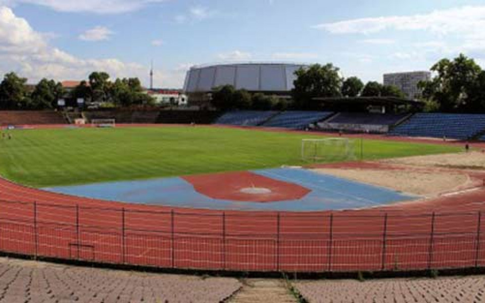 Ремонтът на стадиона в Русе започна - готов за 60 дни, за 1 милион
