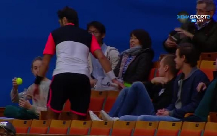 Малек Джазири се озова на трибуните в срещата с Джак Сок