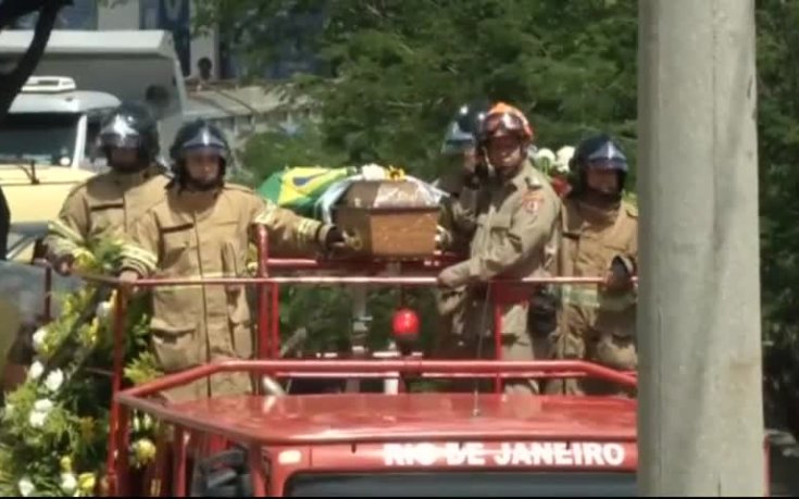 Изпратиха големия Карлос Алберто в последния му път